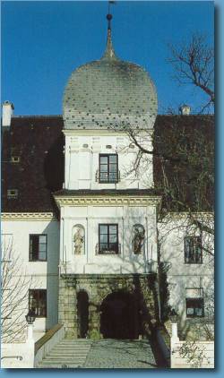 Eingang zum Hauptschlo